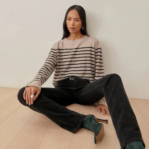 Reformation | Peyton High Rise Bootcut Corduory Pants in Black 27 - Picture 1 of 11
